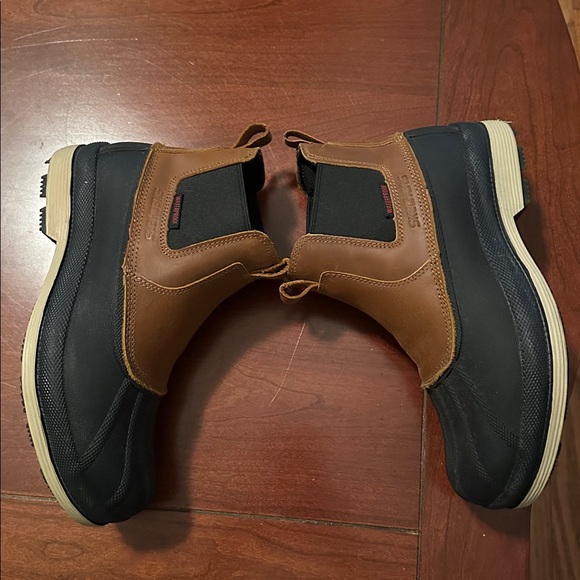 Size 8 Womens Skechers Slip Resistant and waterproof Blue and Brown boot - Picture 3 of 4